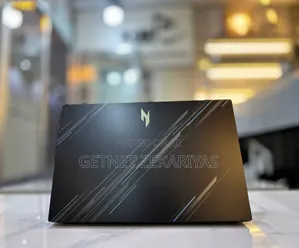 New Laptop Acer Nitro 17 8GB Intel Core I5 SSD 512GB
