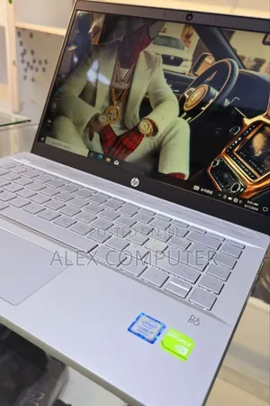 New Laptop HP Pavilion 14 8GB Intel Core I7 HDD+SSD 256GB