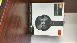 Photo - JBL Wireless Stereo Super Bass Headset