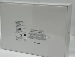 New Laptop Apple MacBook Pro 2022 M2 8GB Apple M2 SSD 256GB