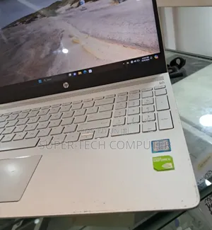 New Laptop HP Pavilion 15 8GB Intel Core I5 HDD+SSD 1.5T