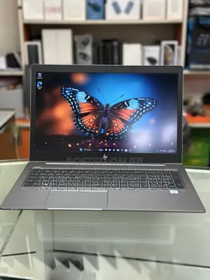 New Laptop HP ZBook 15u G5 16GB Intel Core I7 SSD 512GB
