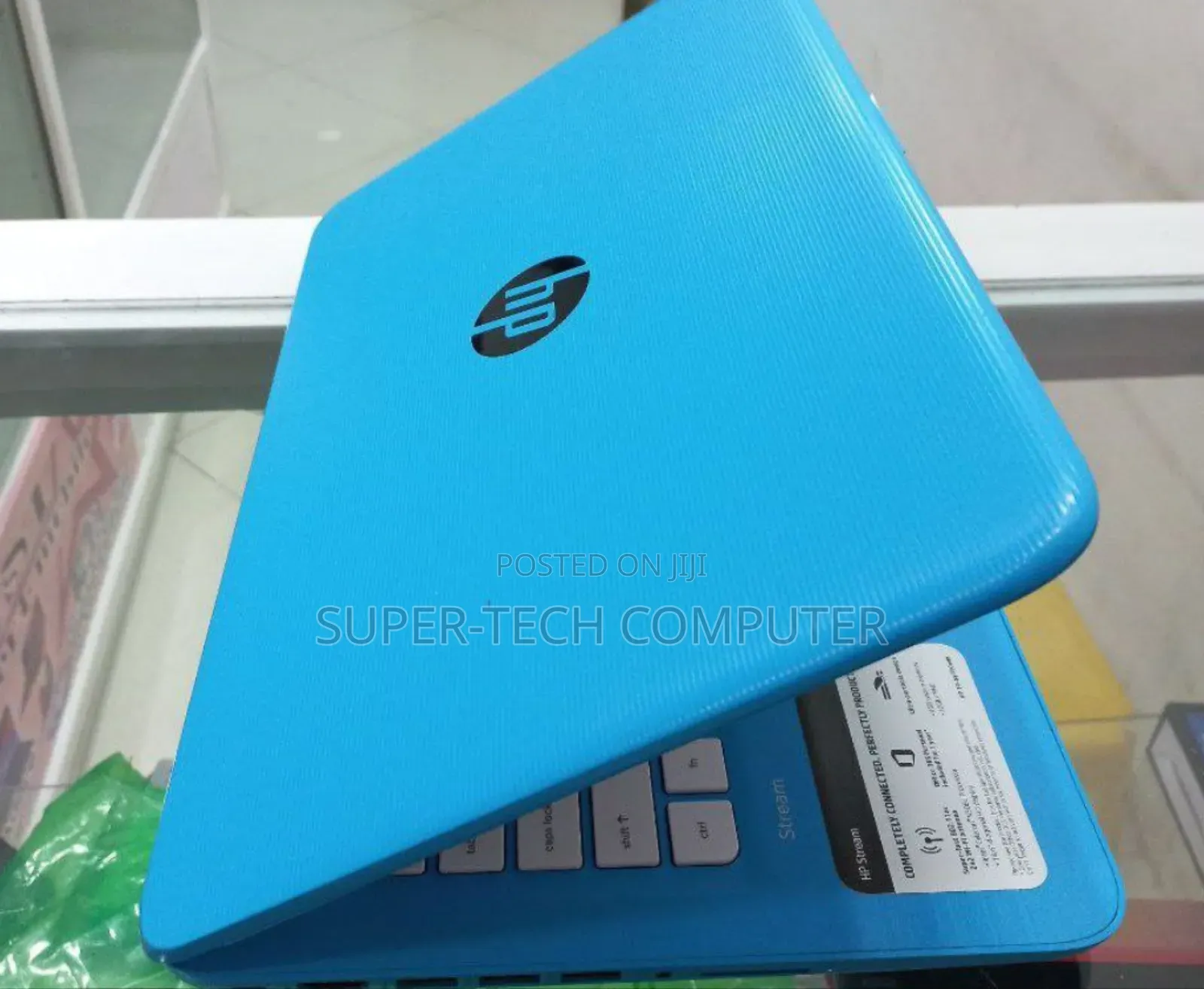 New Laptop HP Stream Notebook 4GB Intel Core 2 Quad SSD 32GB