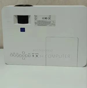 Sony VPL-DX221 Projector