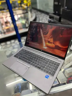 Photo - Laptop HP ZBook 14u G5 16GB Intel Core I7 SSD 640GB
