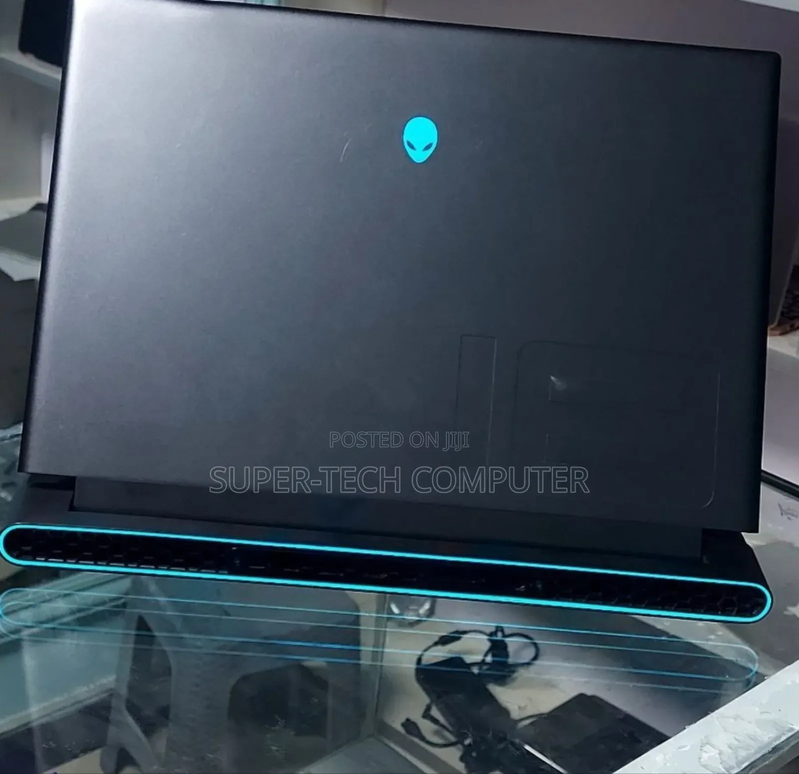 New Laptop Alienware M17x R2 32GB AMD Ryzen 9 SSD 1T