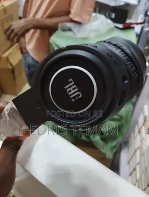 Photo - JBL Wireless Headset Tune - 600