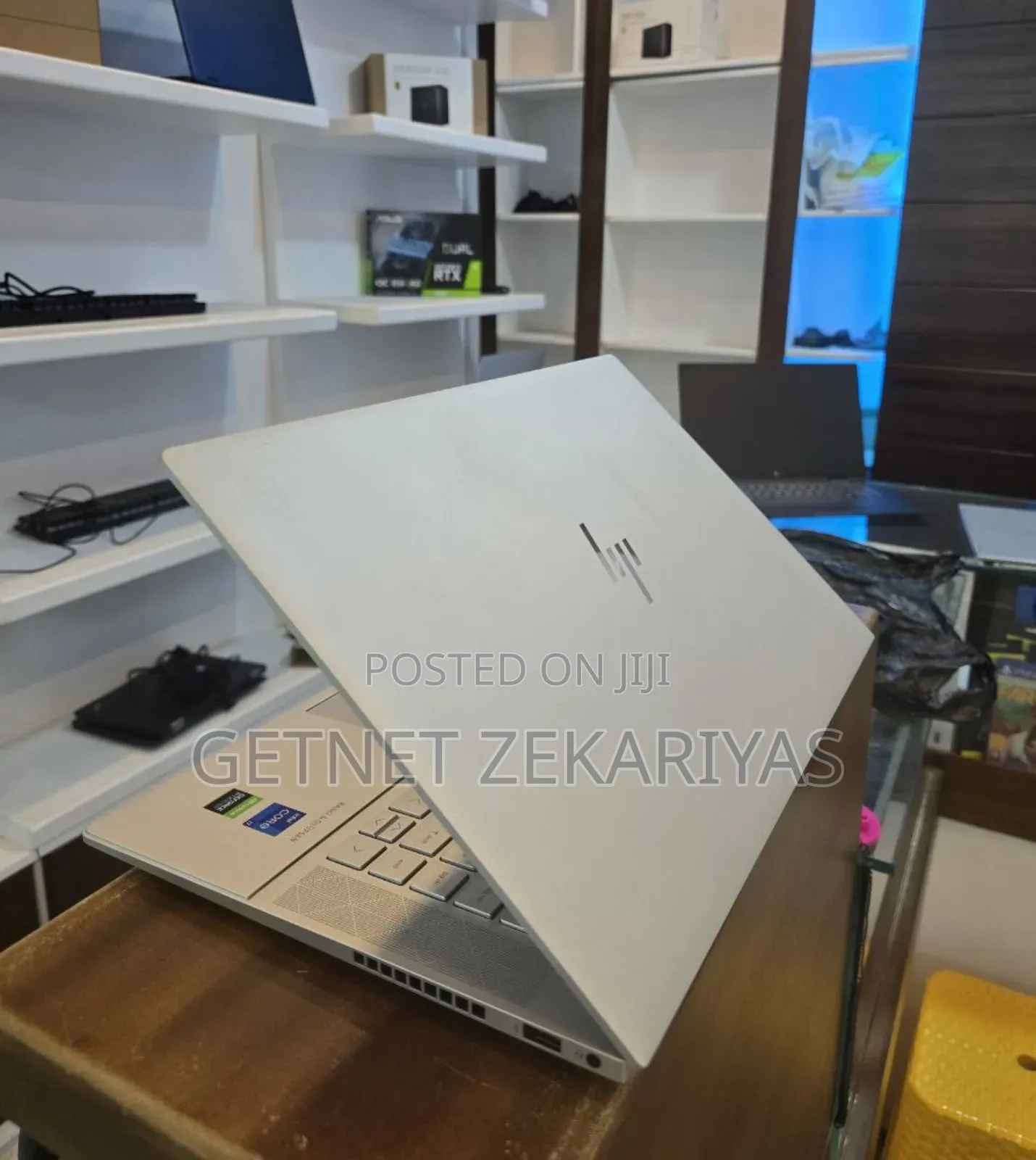 New Laptop HP Envy X360 16GB Intel Core I7 SSD 512GB