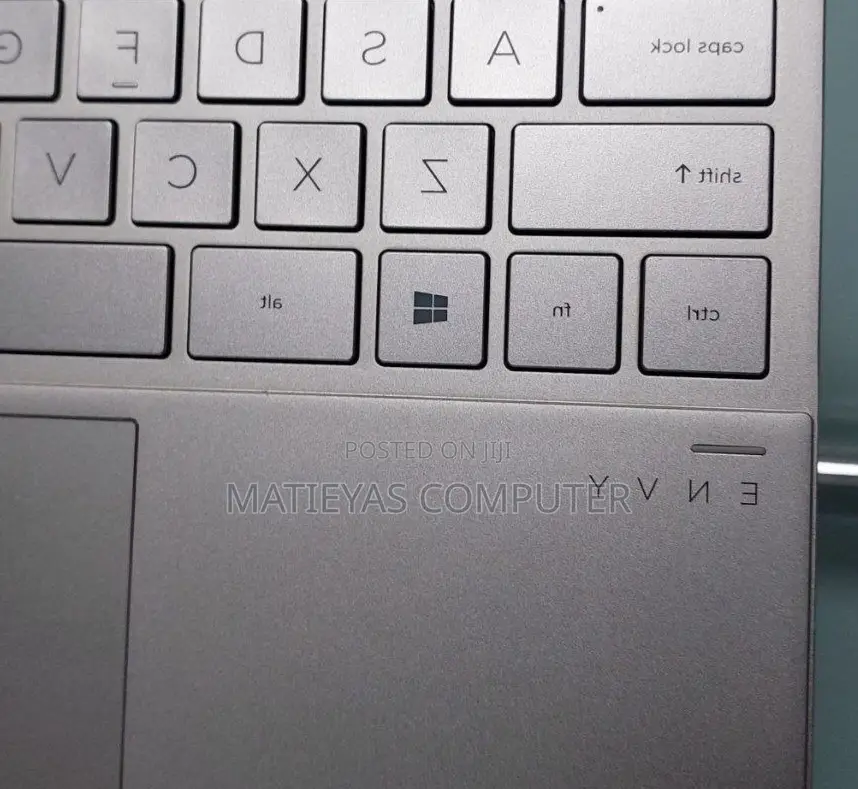 New Laptop HP Envy X360 8GB Intel Core I7 SSD 1T