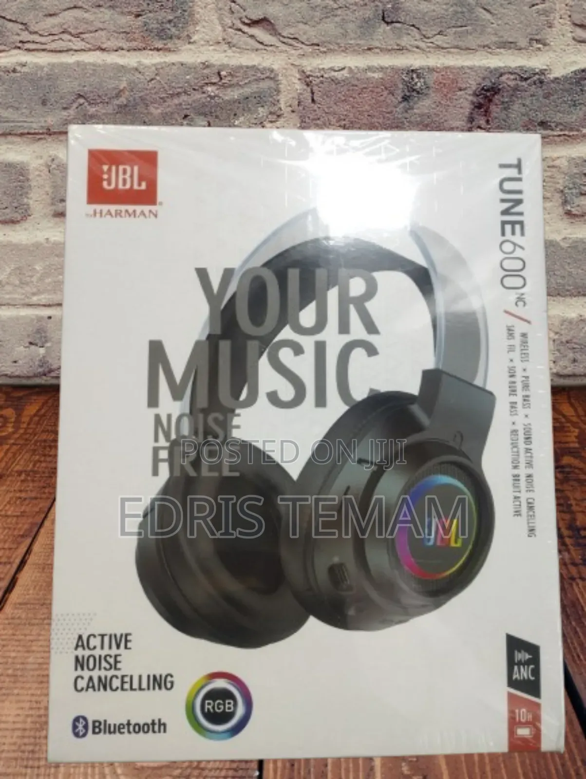JBL Wireless Headphones Dare to Listen