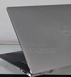 New Laptop Dell 32GB Intel Core I7 SSD 512GB