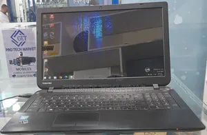 Photo - New Laptop Toshiba Satellite C850 4GB Intel Core 2 Quad HDD 500GB