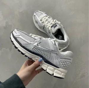 Photo - Nike Zoom Fashion Sneker