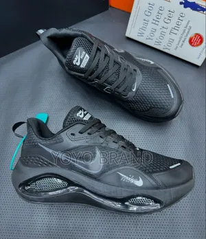 Photo - Nike Air Max Fashion Sneker