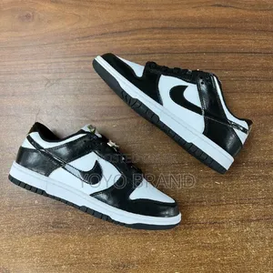 Photo - Nike Dunk Low Fashion Shoes