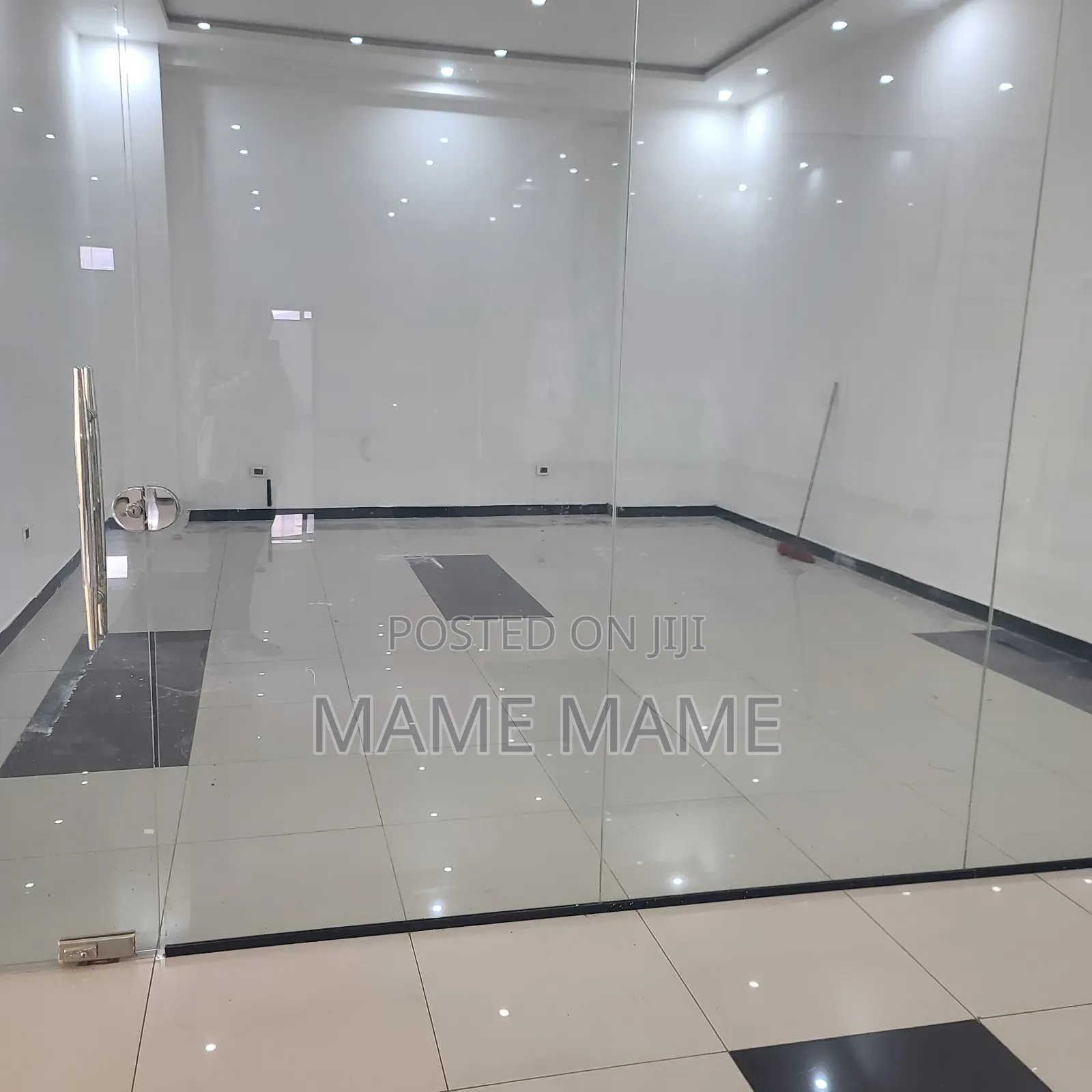 Ceramic Shop for Rent