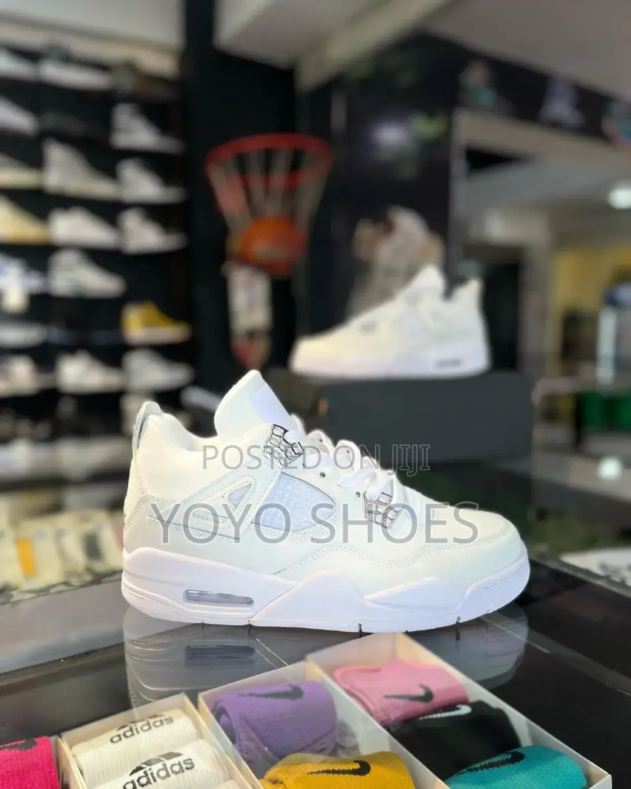 Jordan 4 Fashion Sneker