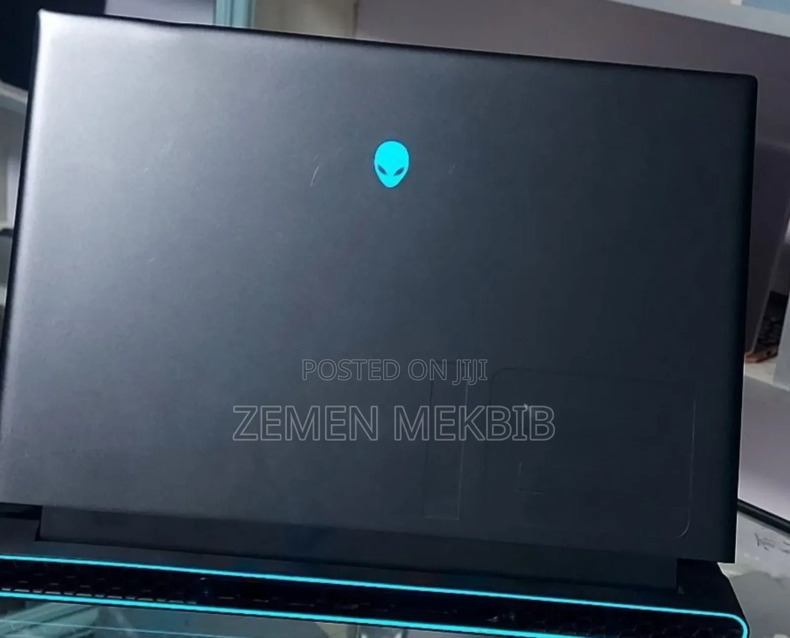 New Laptop Alienware M17x R2 32GB AMD Ryzen 9 SSD 1T