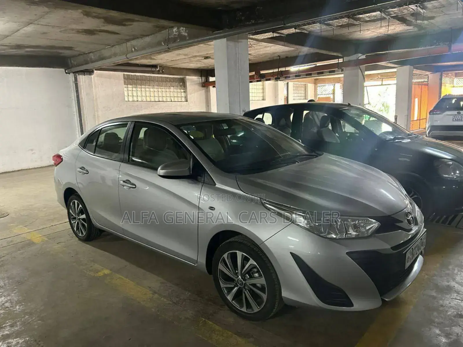 Toyota Yaris 2020 Silver