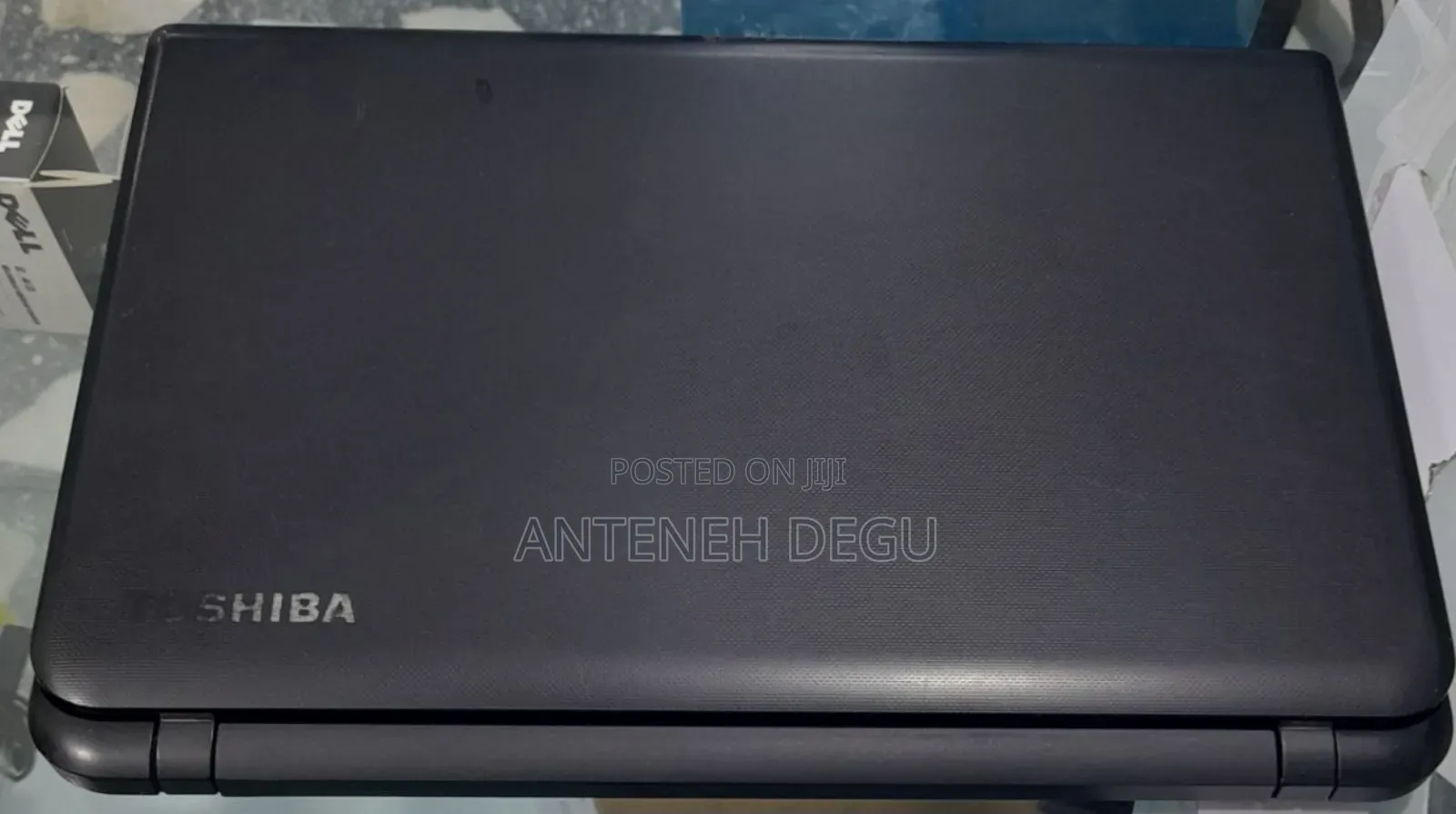 Laptop Toshiba Satellite C850 4GB Intel Core 2 Quad HDD 500GB