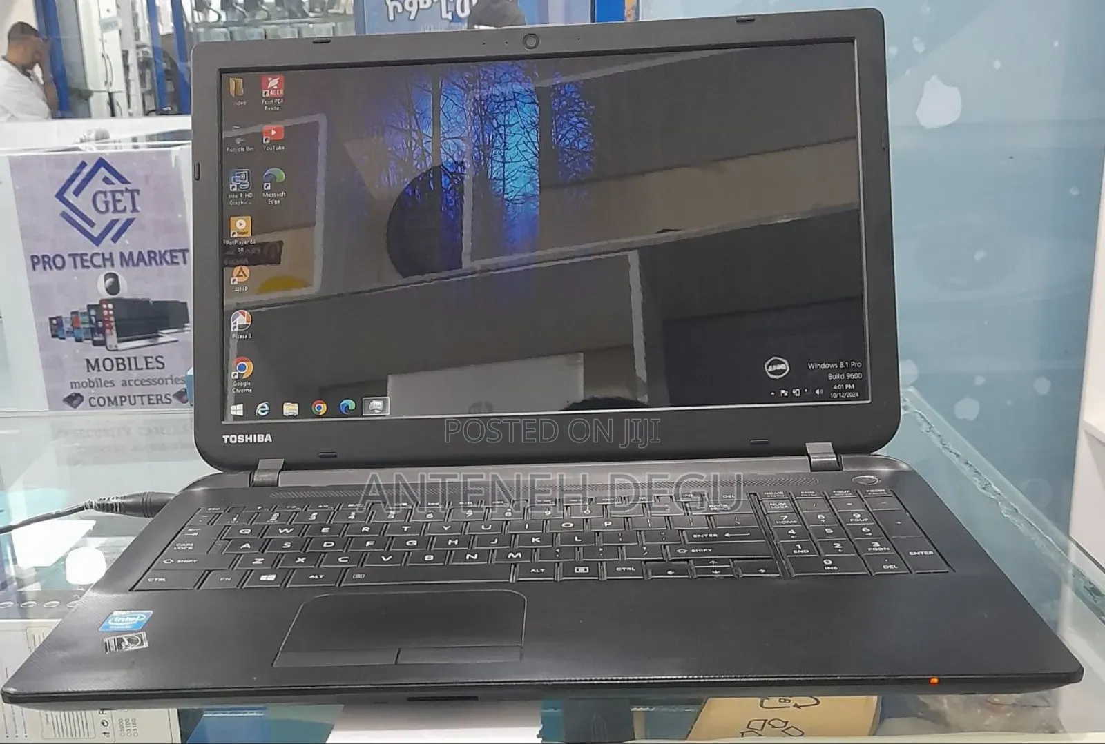 Laptop Toshiba Satellite C850 4GB Intel Core 2 Quad HDD 500GB