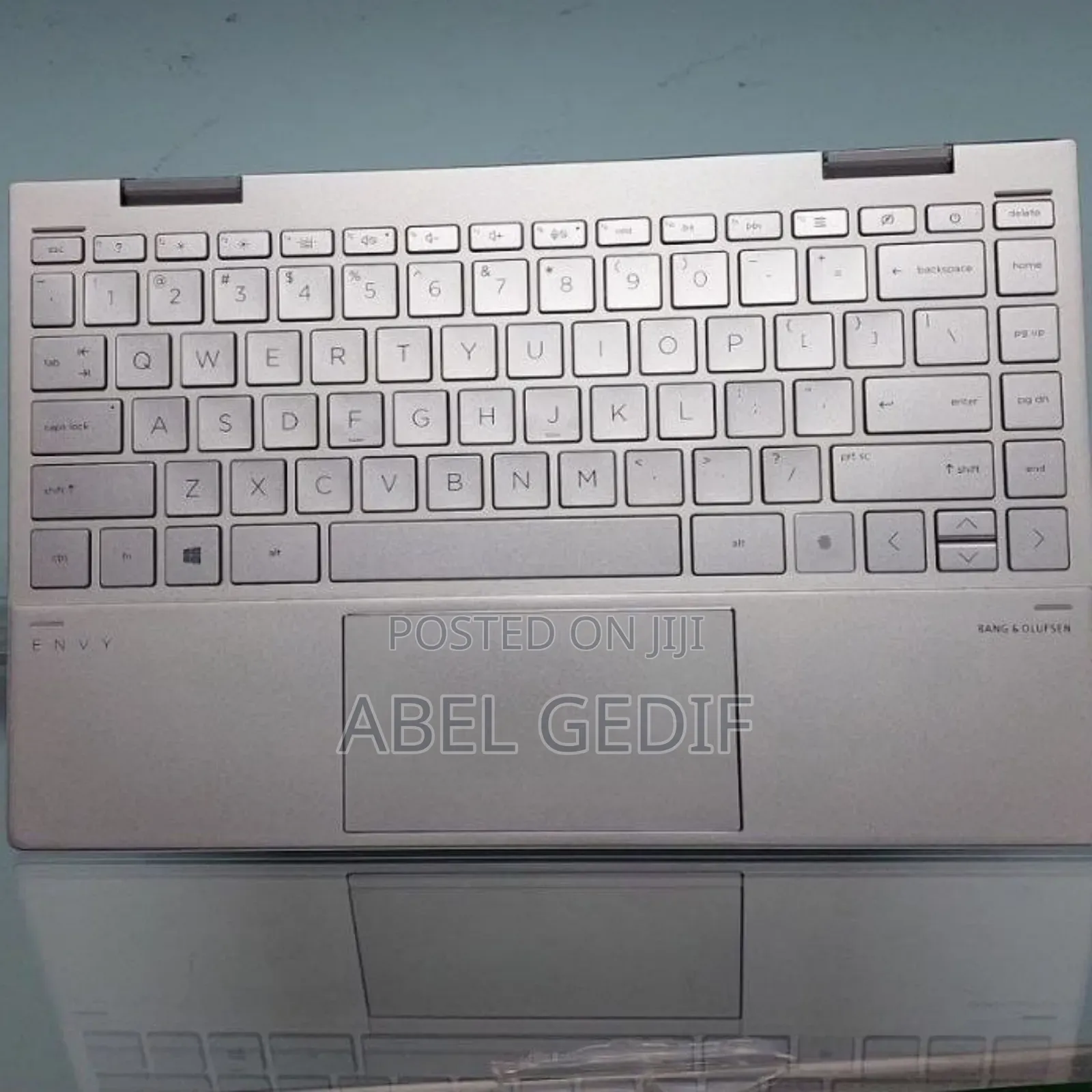 New Laptop HP Envy X360 8GB Intel Core I7 SSD 1T