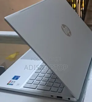 New Laptop HP Pavilion 10 16GB Intel Core I5 SSD 512GB