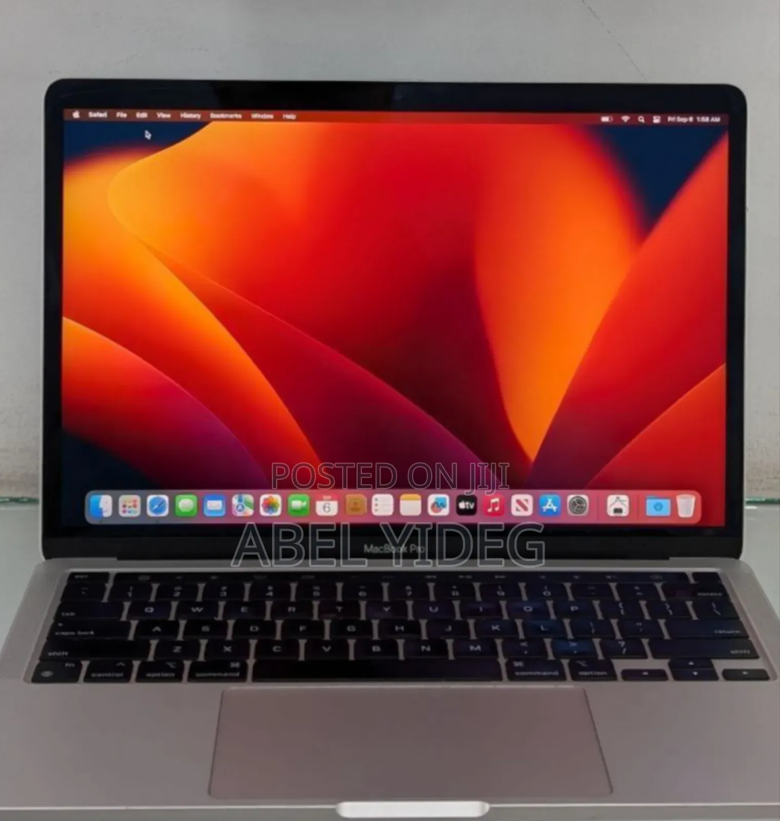 New Laptop Apple MacBook Pro 2022 M2 8GB Apple M2 SSD 512GB