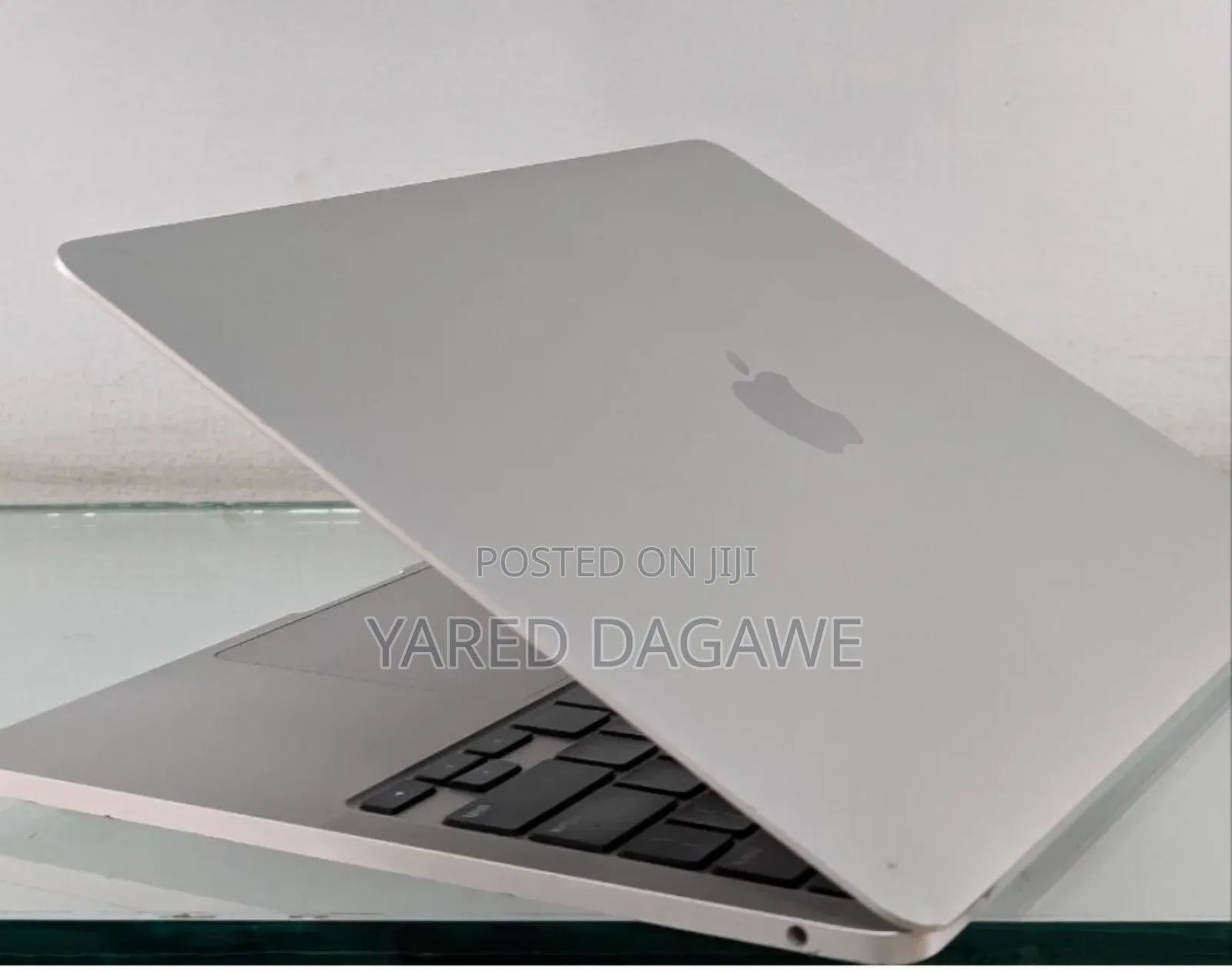 New Laptop Apple MacBook Pro 2023 M2 8GB Apple M2 SSD 512GB