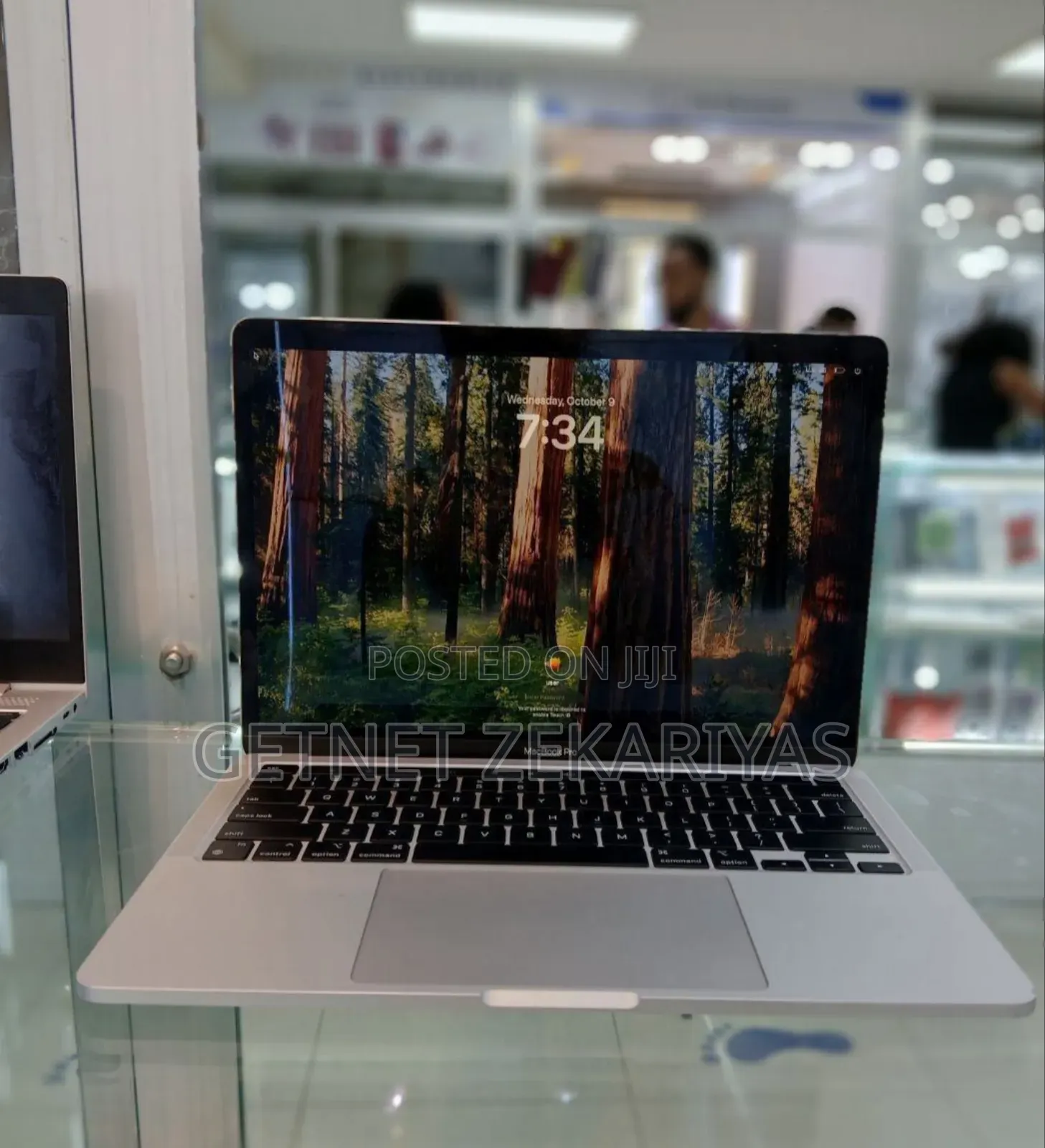 New Laptop Apple MacBook Pro 8GB Apple M2 SSD 512GB