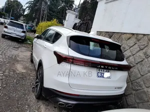 New Jetour X70 Plus 2023 White