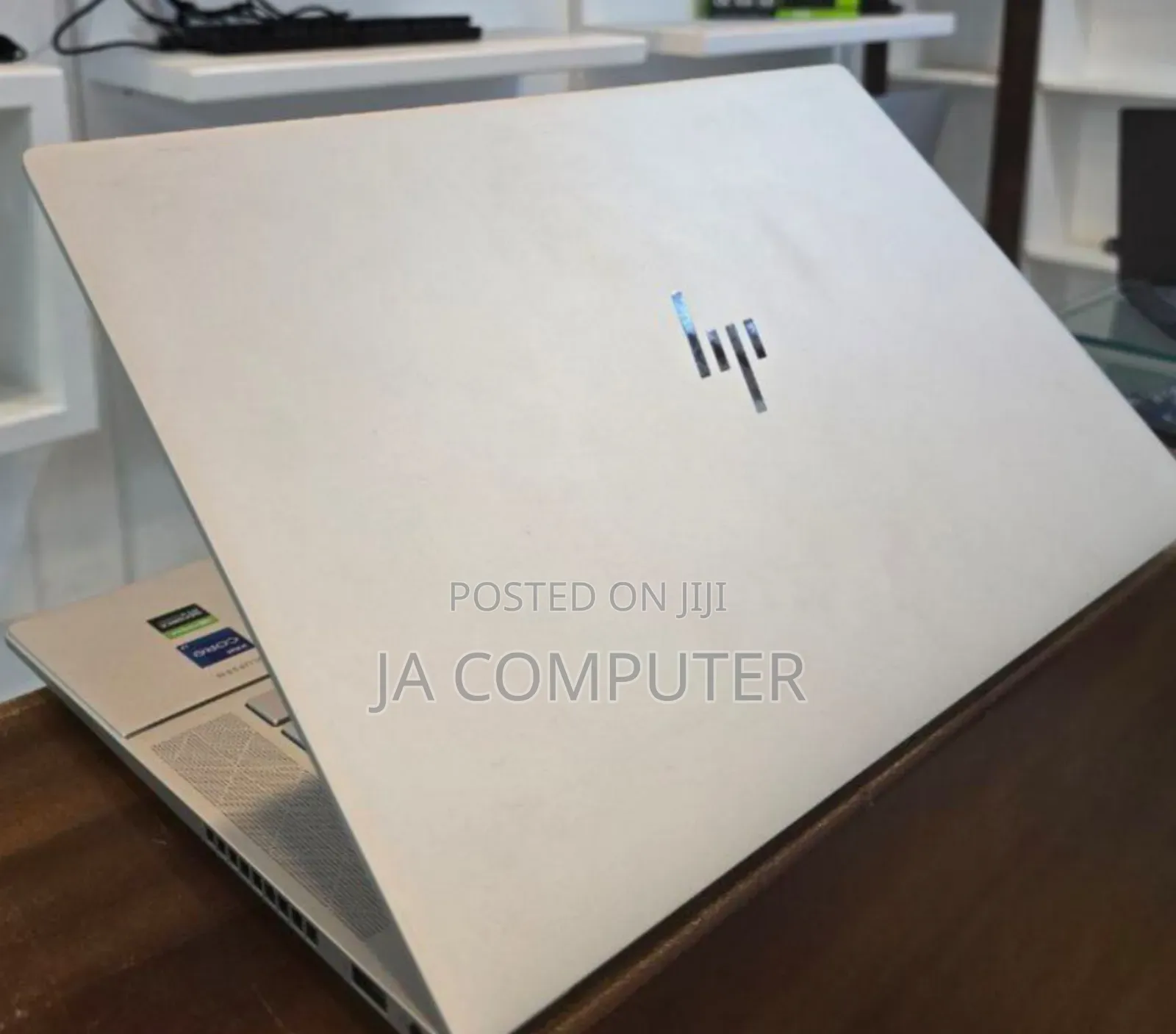 New Laptop HP Envy X360 16GB Intel Core I7 SSD 512GB
