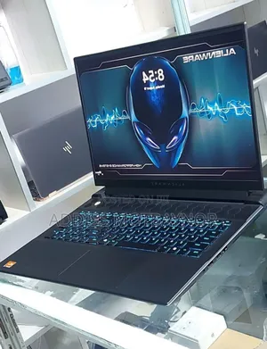 New Laptop Alienware Area-51m 32GB AMD Ryzen 7 SSD 1T