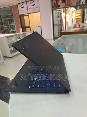 Photo - New Laptop Lenovo ThinkPad X1 Carbon 16GB Intel Core I7 SSD 512GB