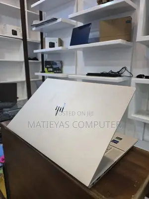 New Laptop HP Envy X360 16GB Intel Core I7 SSD 512GB