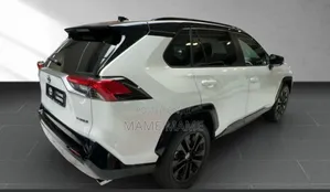 New Toyota RAV4 2023 White
