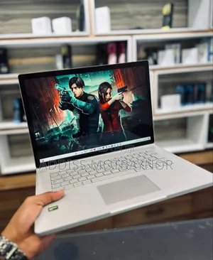 New Laptop HP 14-Dq1025cl 8GB Intel Core I7 SSD 512GB