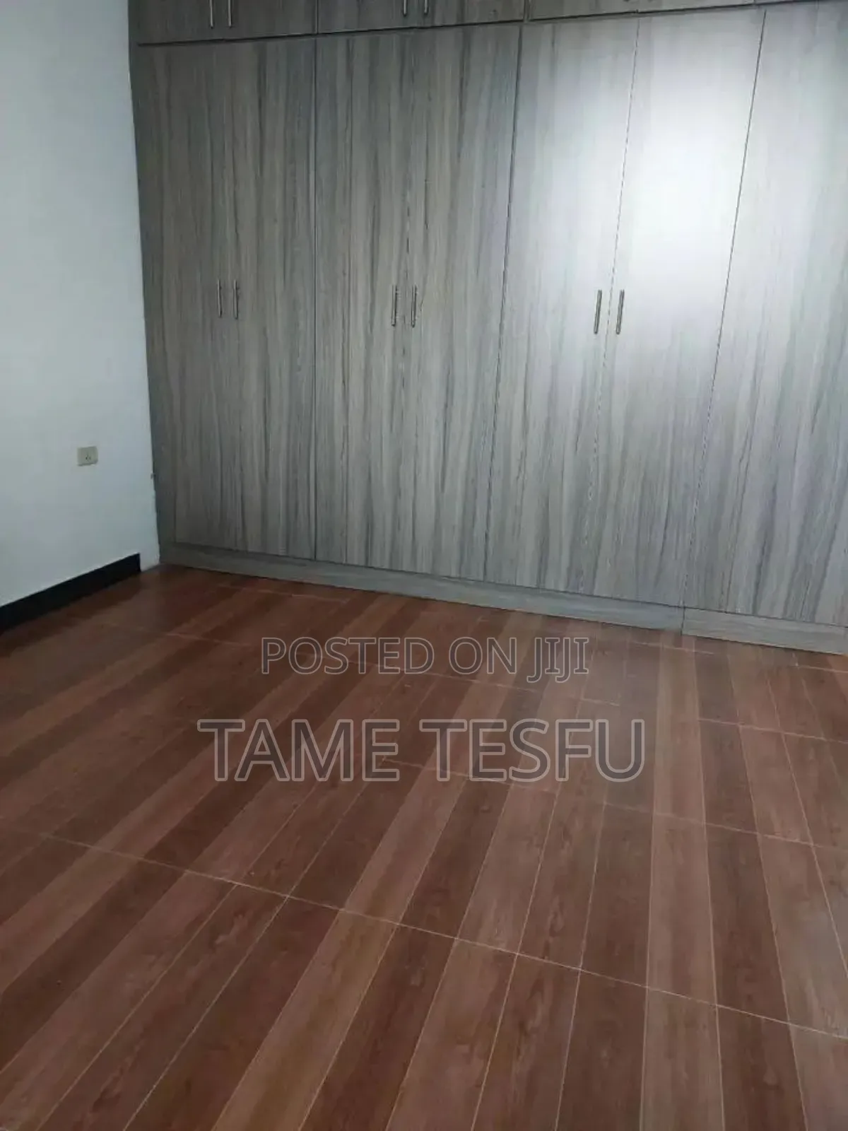 Furnished 3bdrm Villa in Summmit, Bole for sale