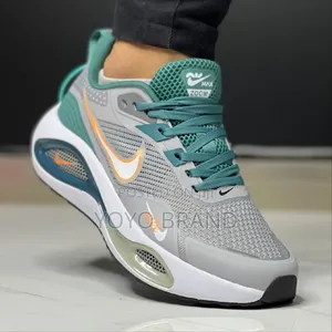 Photo - Nike Air Max Sneker