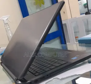 Photo - New Laptop Toshiba Satellite C55 4GB Intel Core 2 Quad HDD 500GB