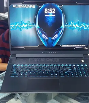 New Laptop Dell Allienware M18 R1 32GB AMD Ryzen 9 SSD 1T