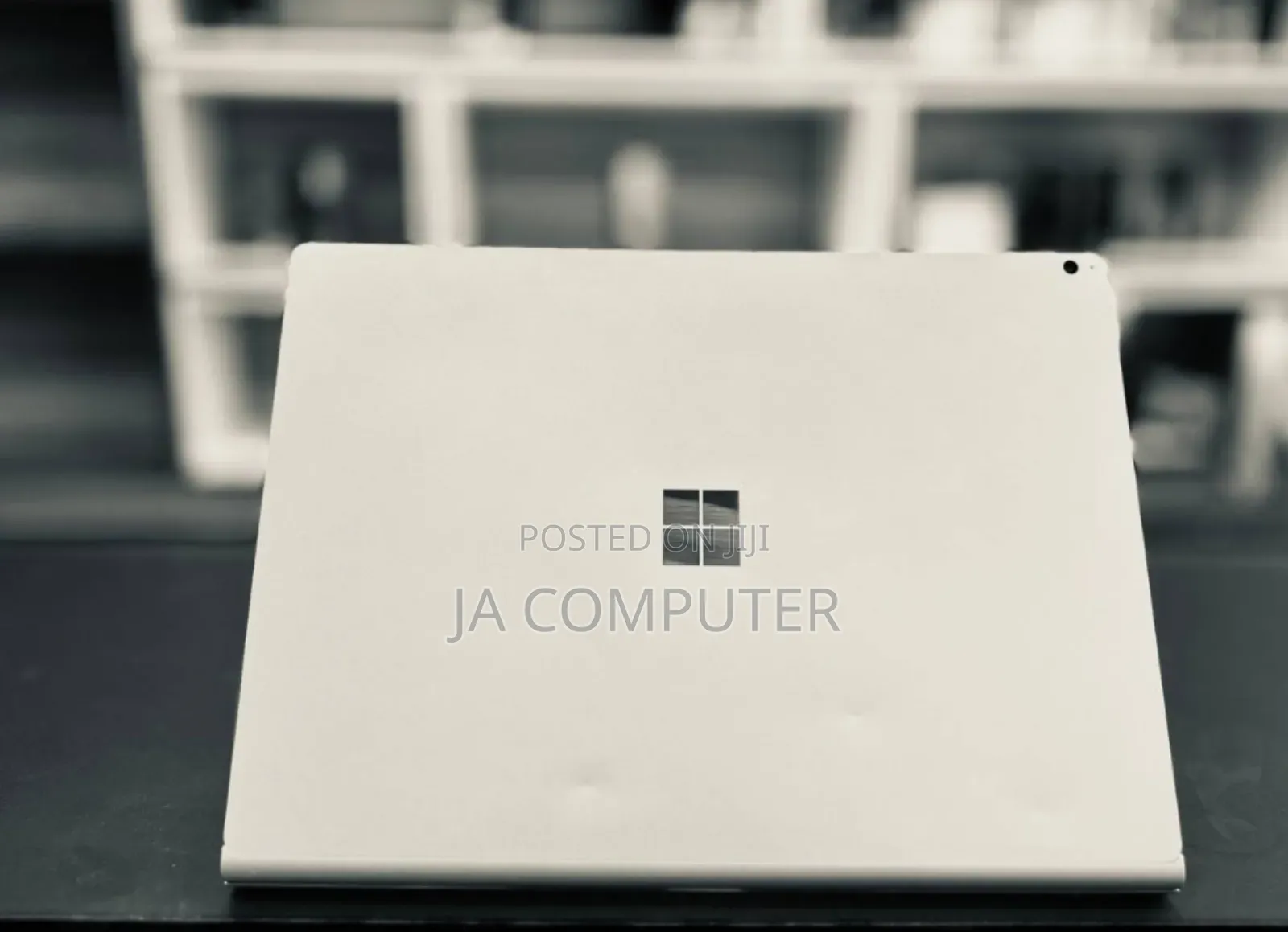 New Laptop Microsoft Surface 16GB Intel Core I7 SSD 256GB