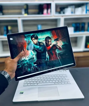 New Laptop Microsoft Surface 16GB Intel Core I7 SSD 256GB