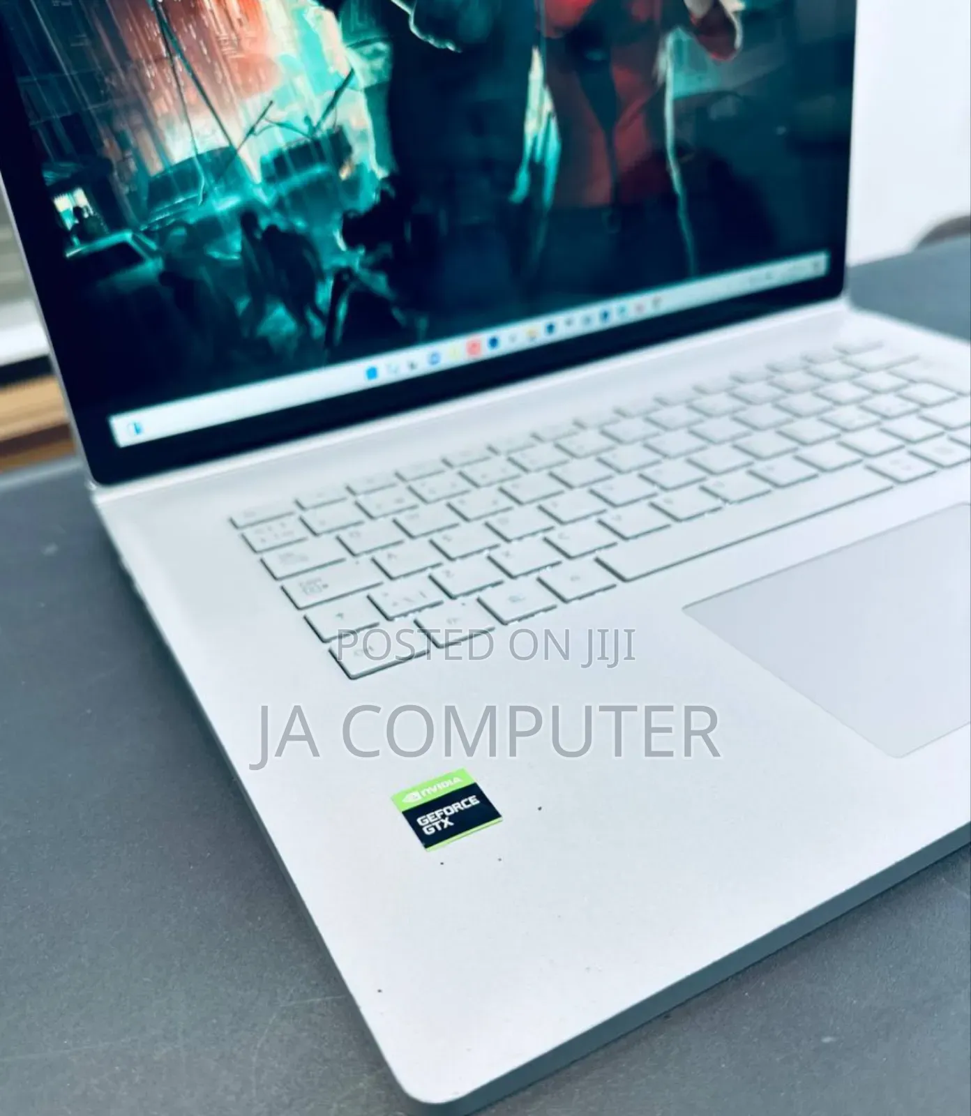 New Laptop Microsoft Surface 16GB Intel Core I7 SSD 256GB