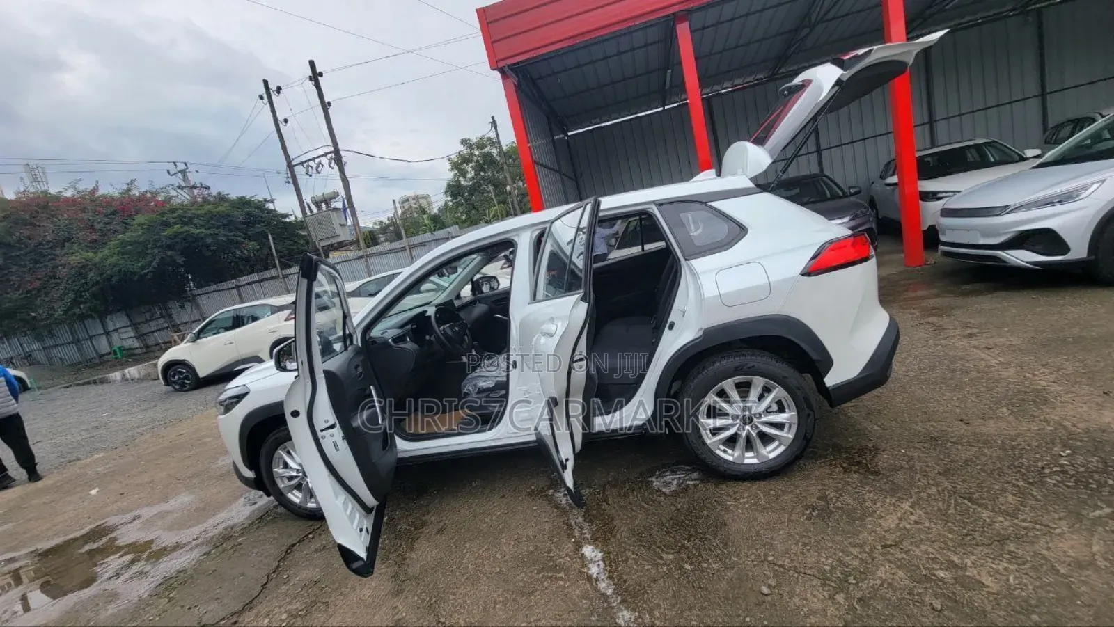 New Toyota Corolla Cross L 4WD 2024 White