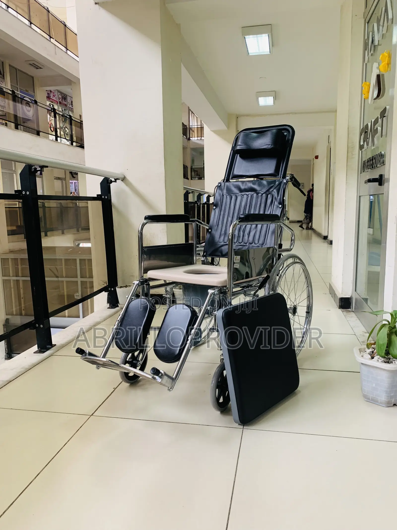 Toilet Wheelchair2wheelchair2wheelchair2wheelchair2wheel2new