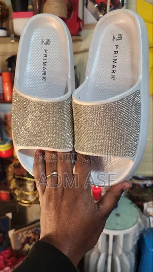 Photo - Women's Primark Slippers