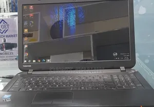 New Laptop Toshiba 4GB Intel Core 2 Quad HDD 500GB