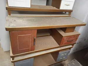 1.20 ቲቪ ስታንድ