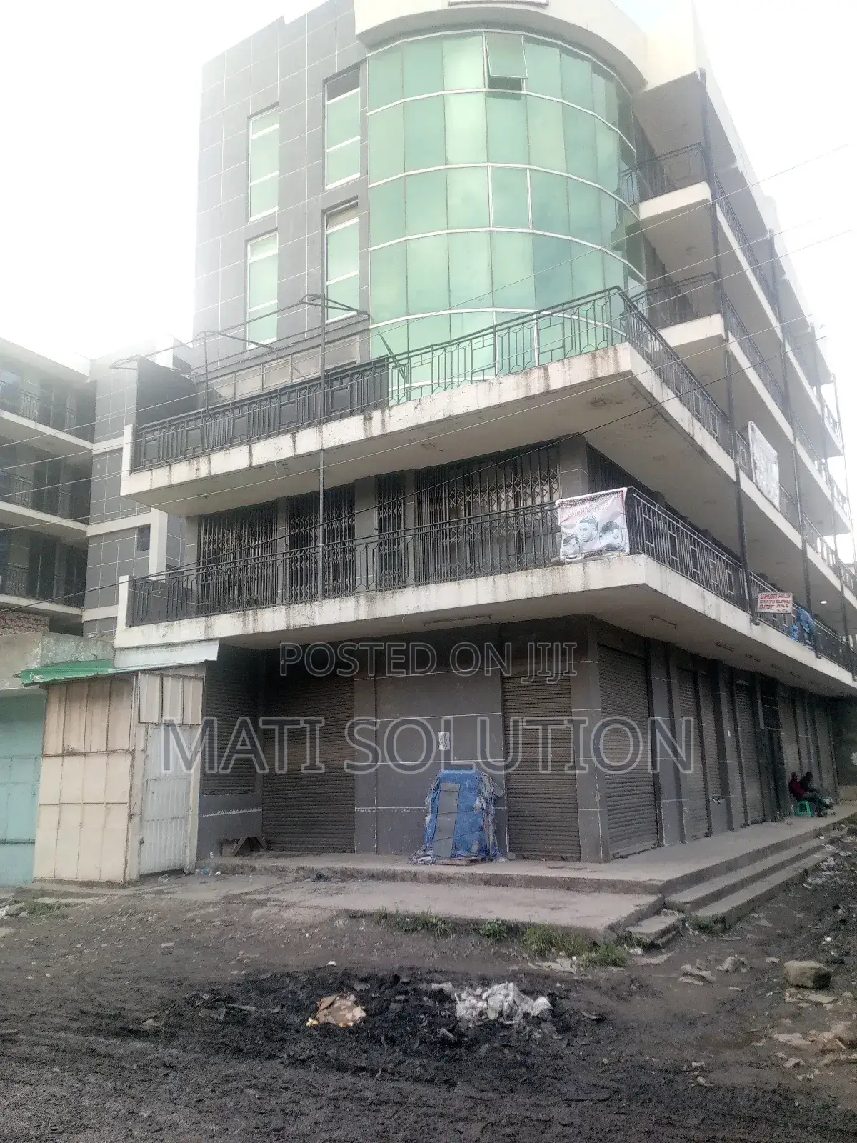 G+4ፎቅ በመሀል አዳማ መብራት ሀይል አካባቢ